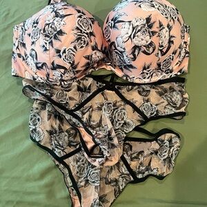 Victoria's Secret Pink and Black Lace Bra